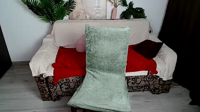 Snapshot of SEXY-GODDESabrina chatting on 02/07/25, 04:27 SEXY-GODDESabrina online show from 02/07/25, 04:27