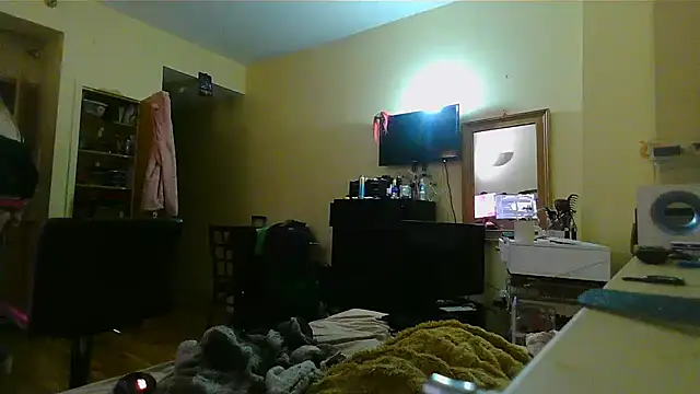 Mikela Alexa online show from 01/04/25, 03:50