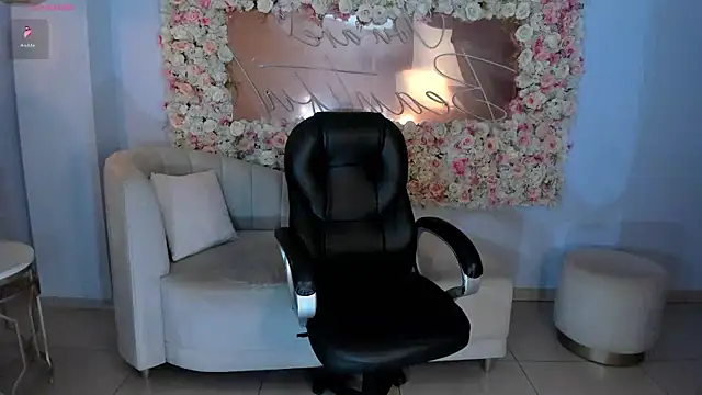 AmyWood online show from 01/15/25, 02:06