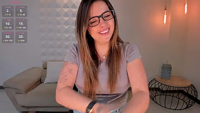 AmyWood online show from 01/30/25, 10:19