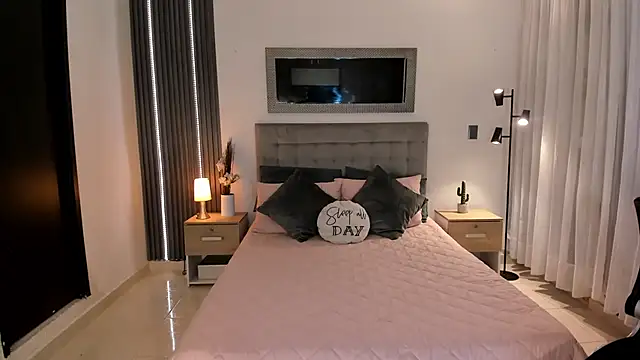 AmyWood online show from 02/18/25, 01:21