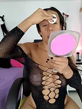 YOURSDEBORA online show from 02/06/25, 07:07