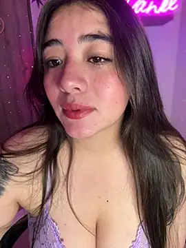 Snapshot of vaneelee chatting on 02/23/25, 01:46 vaneelee online show from 02/23/25, 01:46
