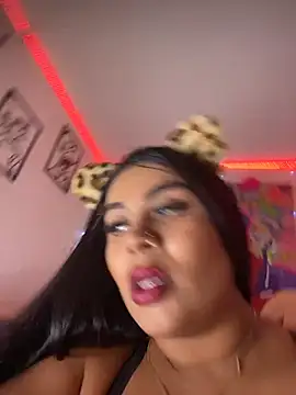 Emma Brown 12 online show from 11/05/25, 09:26