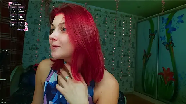 Snapshot of SmokyRose chatting on 10/27/25, 01:15 SmokyRose online show from 10/27/25, 01:15