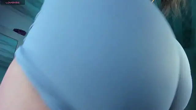 briitany hot online show from 12/08/24, 11:29