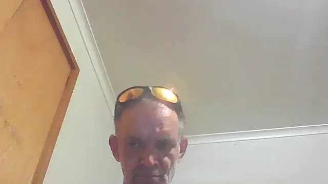 TooFknHorny1 online show from 10/20/25, 05:41