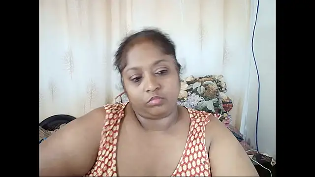 Snapshot of Indiantasha chatting on 02/28/25, 09:44 Indiantasha online show from 02/28/25, 09:44