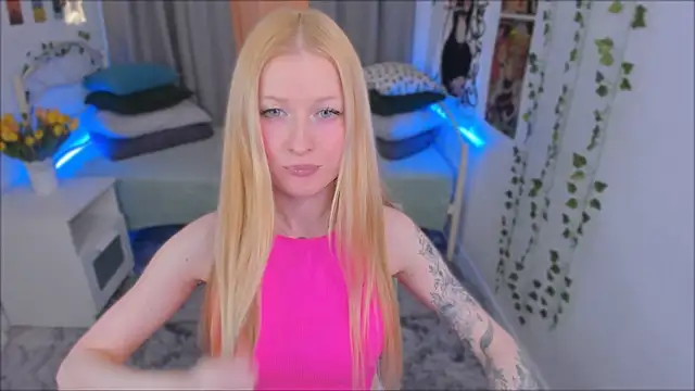 Laly Peach online show from 01/12/25, 03:57