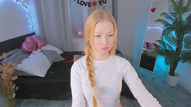 Laly Peach online show from 02/17/25, 04:15