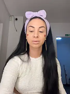 Snapshot of MeganHopeX chatting on 01/04/25, 06:19 MeganHopeX online show from 01/04/25, 06:19