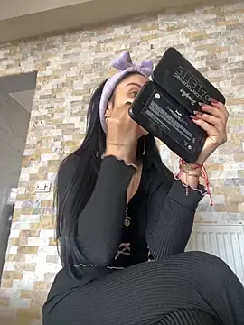 Snapshot of MeganHopeX chatting on 03/19/25, 11:06 MeganHopeX online show from 03/19/25, 11:06