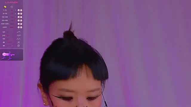 Snapshot of a11yson chatting on 10/15/25, 03:01 a11yson online show from 10/15/25, 03:01