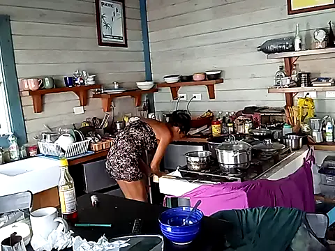 Luna-Natural online show from 12/29/24, 09:09