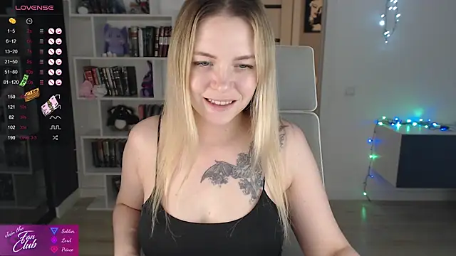 Snapshot of Emma_Bryan chatting on 03/09/25, 07:59 Emma Bryan online show from 03/09/25, 07:59