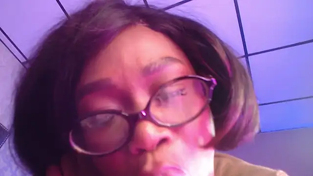 MariiePrice online show from 11/07/25, 03:06