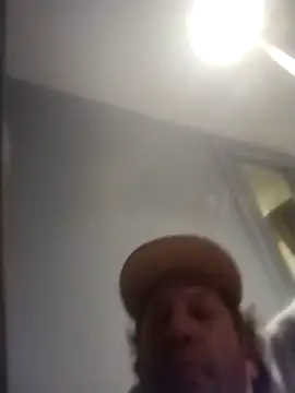 Snapshot of trucker1979 chatting on 11/15/25, 09:17 trucker1979 online show from 11/15/25, 09:17