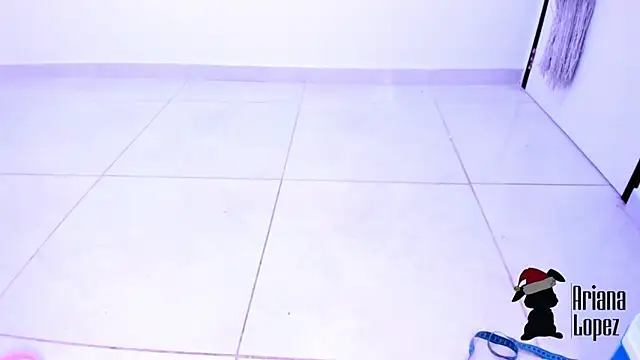 Ariana lopezz online show from 12/23/24, 06:37