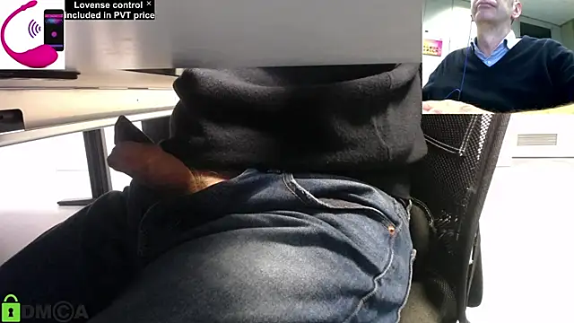 Snapshot of pliko chatting on 02/07/25, 02:26 pliko online show from 02/07/25, 02:26