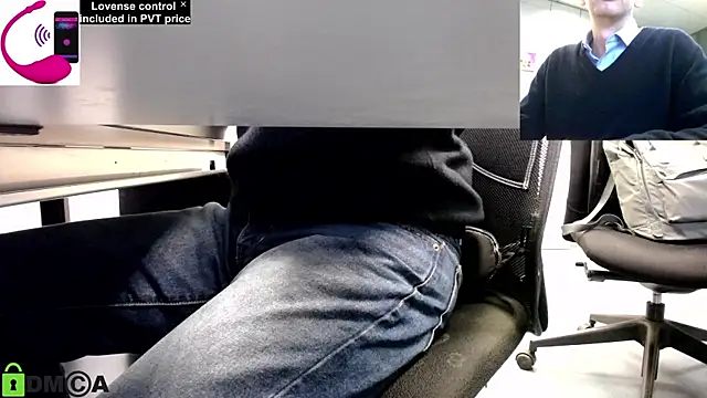 Snapshot of pliko chatting on 02/28/25, 02:09 pliko online show from 02/28/25, 02:09