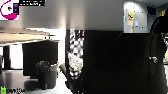 Snapshot of pliko chatting on 03/06/25, 04:49 pliko online show from 03/06/25, 04:49