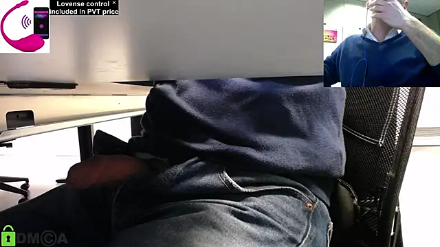 Snapshot of pliko chatting on 03/21/25, 04:18 pliko online show from 03/21/25, 04:18