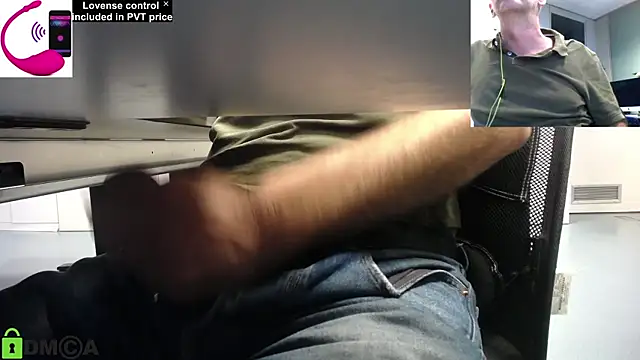 Snapshot of pliko chatting on 09/09/25, 12:59 pliko online show from 09/09/25, 12:59