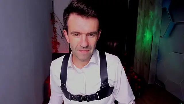 SteveTiger online show from 11/02/25, 03:31