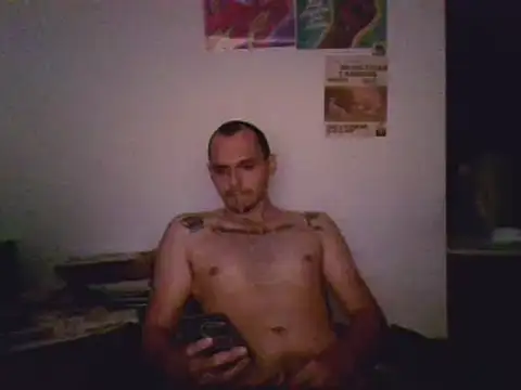 Snapshot of universitario-col chatting on 12/27/24, 04:58 universitario-col online show from 12/27/24, 04:58