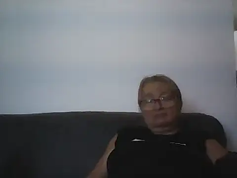 Snapshot of Etasulla_Bulab chatting on 12/10/24, 02:06 Etasulla Bulab online show from 12/10/24, 02:06