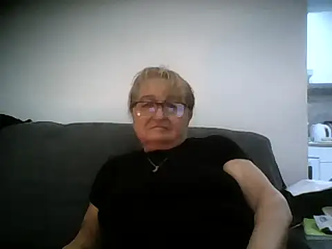 Snapshot of Etasulla_Bulab chatting on 01/15/25, 06:40 Etasulla Bulab online show from 01/15/25, 06:40