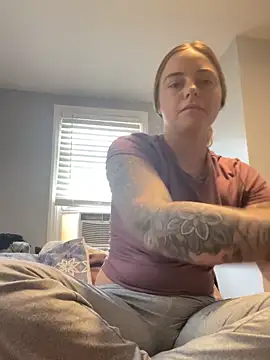 jaseyrae online show from 10/12/25, 03:44