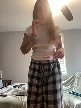 jaseyrae online show from 11/05/25, 05:24