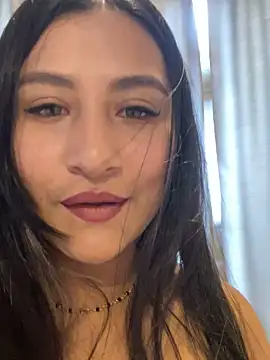 Snapshot of Rubyross21 chatting on 01/06/25, 06:31 Rubyross21 online show from 01/06/25, 06:31