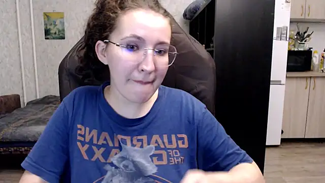 Snapshot of AnKey_Rayah chatting on 10/13/25, 10:43 AnKey Rayah online show from 10/13/25, 10:43