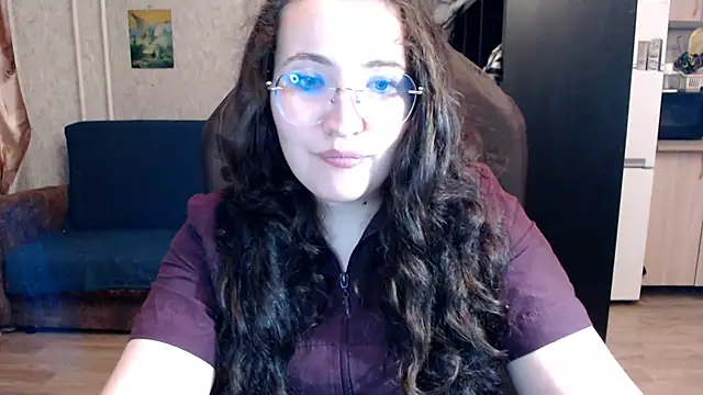 Snapshot of AnKey_Rayah chatting on 10/29/25, 04:31 AnKey Rayah online show from 10/29/25, 04:31