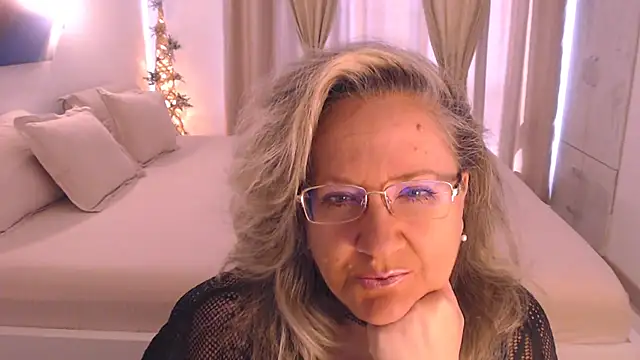 Raisshy online show from 11/01/25, 11:01