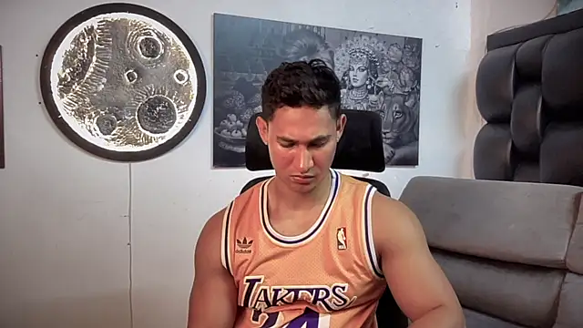 Snapshot of BenjaminCooperk chatting on 11/07/25, 08:09 BenjaminCooperk online show from 11/07/25, 08:09