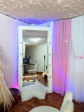 zullyxhot online show from 10/15/25, 10:54