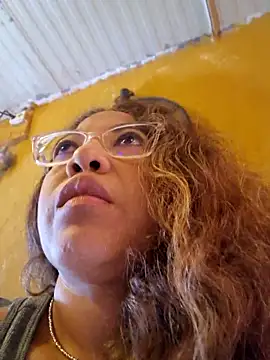 mila38 online show from 11/12/25, 09:21