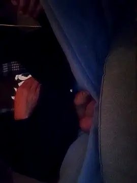 Snapshot of Bigdick666cm chatting on 10/07/25, 03:53 Bigdick666cm online show from 10/07/25, 03:53