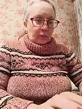 Snapshot of Cerd_Ayaz chatting on 03/06/25, 10:15 Cerd Ayaz online show from 03/06/25, 10:15