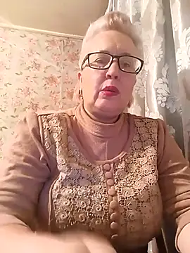 Snapshot of Cerd_Ayaz chatting on 10/26/25, 08:37 Cerd Ayaz online show from 10/26/25, 08:37