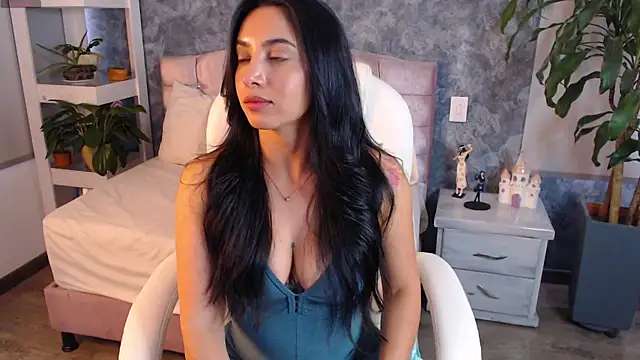 niko robin online show from 09/24/25, 08:12