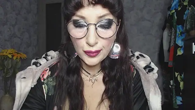 Aziza1 online show from 10/16/25, 03:46