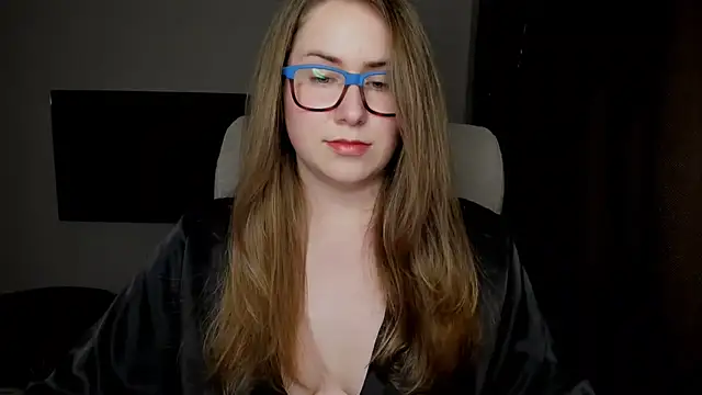 SeasonalSomeone online show from 10/28/25, 11:29