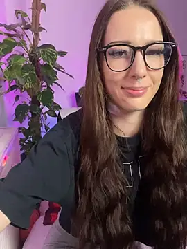 Trixie-Tainted online show from 01/08/25, 12:47