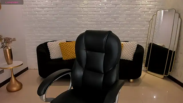 MorganHicks online show from 11/07/25, 08:09