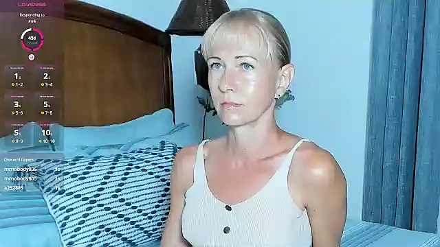 Christine 35 online show from 11/19/25, 12:05