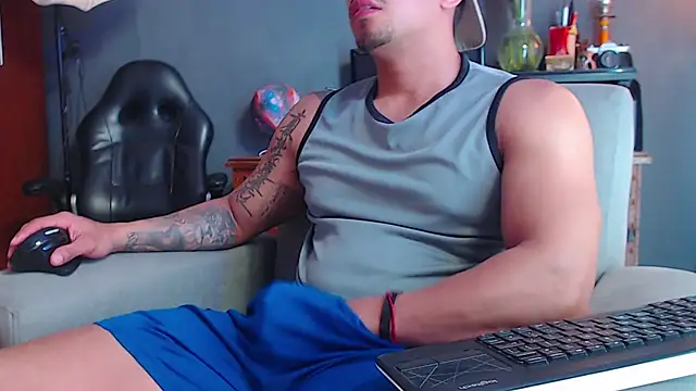 geirge teacherxx online show from 11/21/25, 04:27